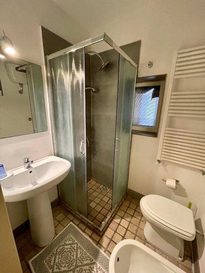 4 Balconi Rooms- Dimora Arditi B&B Lecce Bagian luar foto