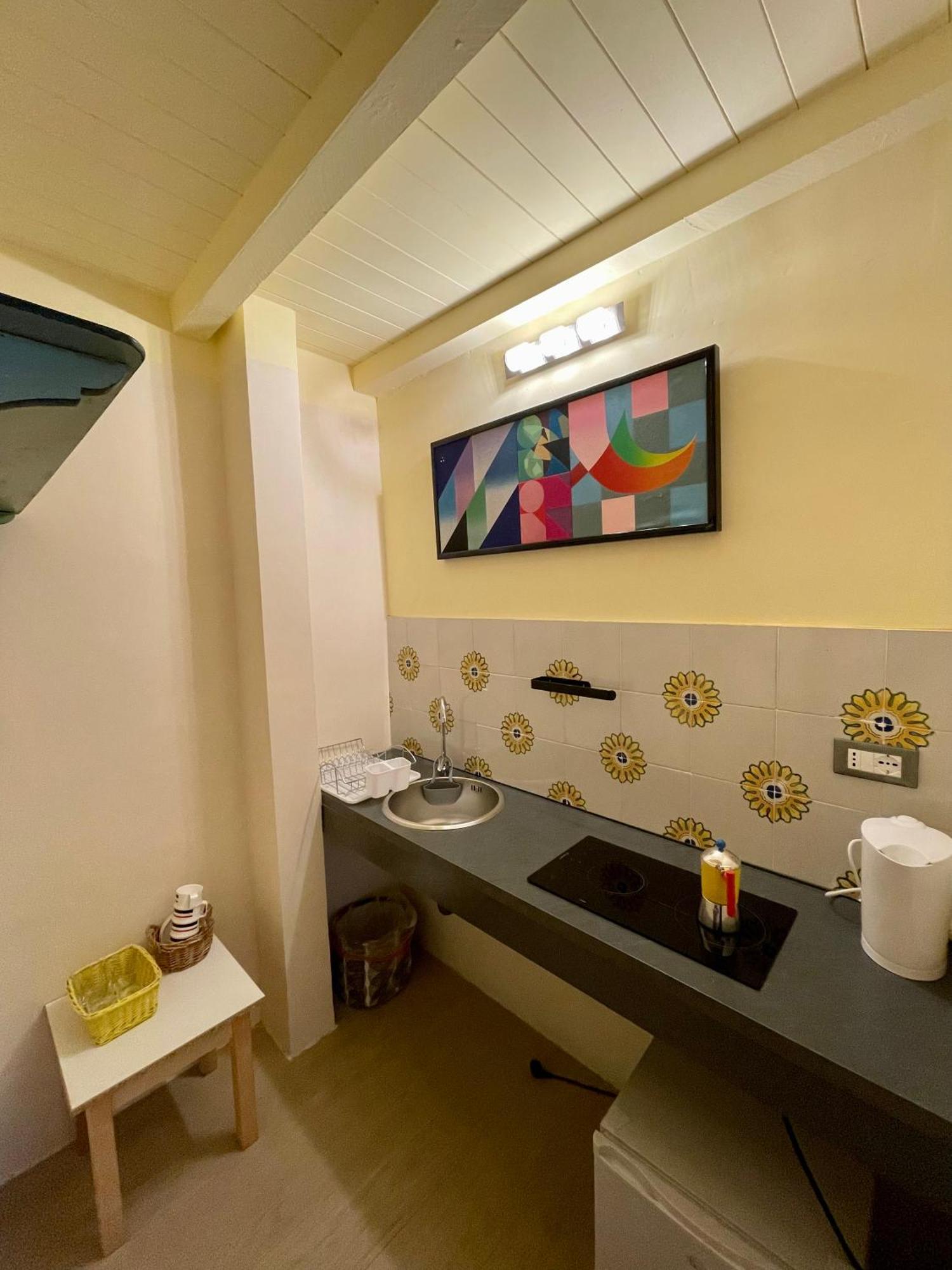 4 Balconi Rooms- Dimora Arditi B&B Lecce Bagian luar foto